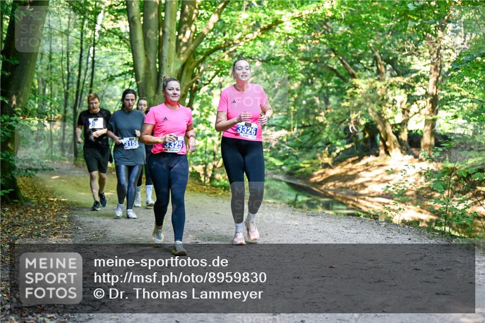 28.09.2025 - 33. Volkslauf durch das schöne Alstertal Dr. Thomas Lammeyer http://msf.ph/oto/8959830 28.09.2025 10:56:28 Laufen 3158, 13325, 3326 meine-sportfotos.de