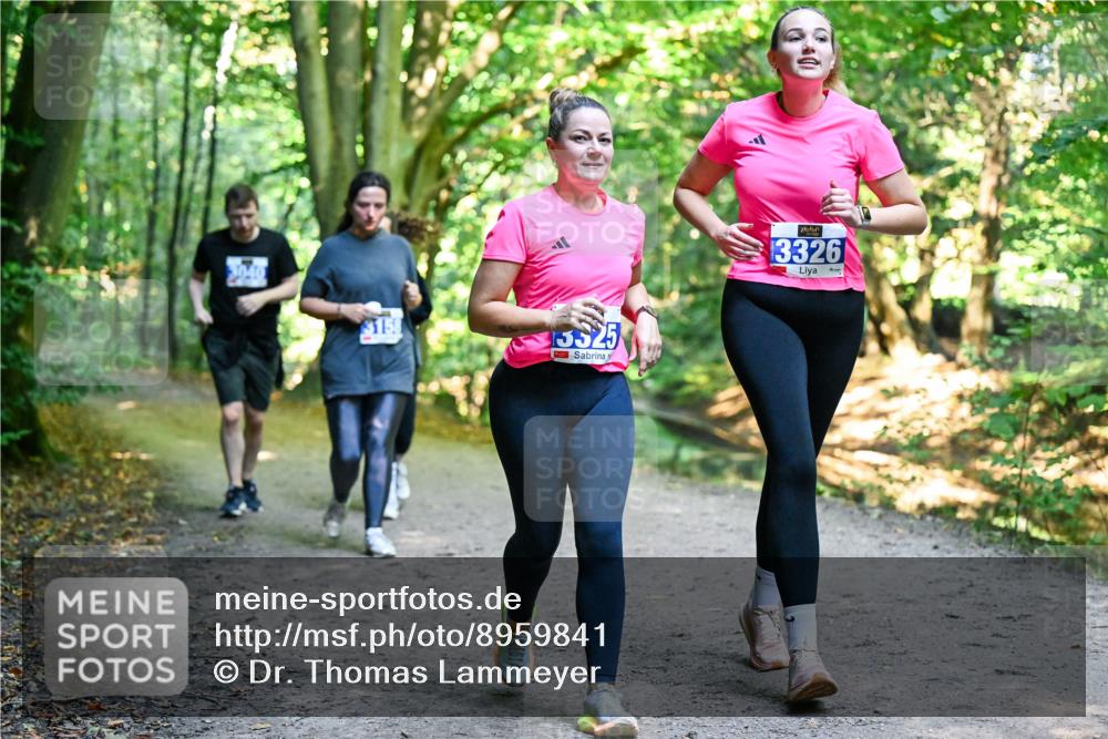 28.09.2025 - 33. Volkslauf durch das schöne Alstertal Dr. Thomas Lammeyer http://msf.ph/oto/8959841 28.09.2025 10:56:29 Laufen 3158, 5325, 3326 meine-sportfotos.de