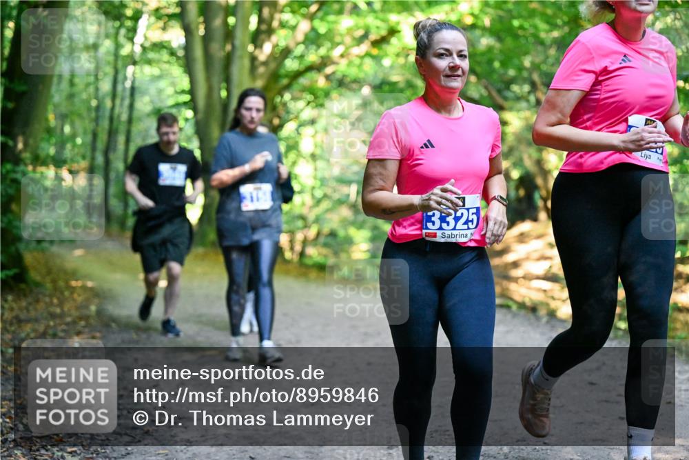 28.09.2025 - 33. Volkslauf durch das schöne Alstertal Dr. Thomas Lammeyer http://msf.ph/oto/8959846 28.09.2025 10:56:30 Laufen 13325 meine-sportfotos.de