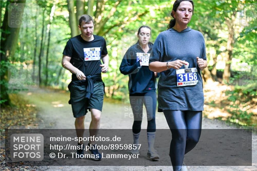 28.09.2025 - 33. Volkslauf durch das schöne Alstertal Dr. Thomas Lammeyer http://msf.ph/oto/8959857 28.09.2025 10:56:32 Laufen 3040, 3158 meine-sportfotos.de