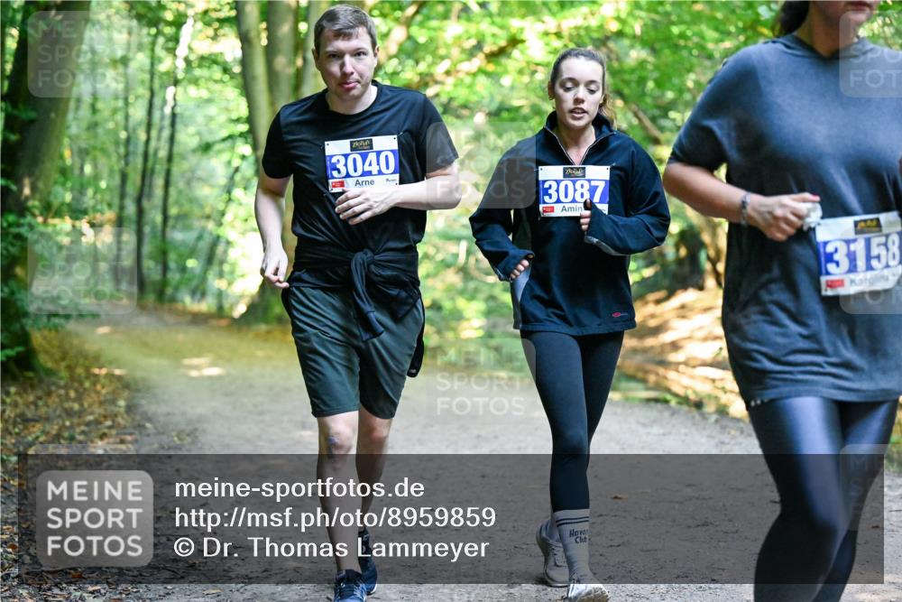 28.09.2025 - 33. Volkslauf durch das schöne Alstertal Dr. Thomas Lammeyer http://msf.ph/oto/8959859 28.09.2025 10:56:32 Laufen 3040, 3087, 3158 meine-sportfotos.de