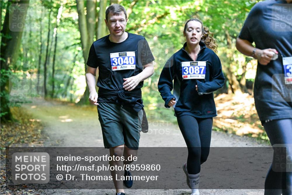 28.09.2025 - 33. Volkslauf durch das schöne Alstertal Dr. Thomas Lammeyer http://msf.ph/oto/8959860 28.09.2025 10:56:33 Laufen 3040, 3087 meine-sportfotos.de