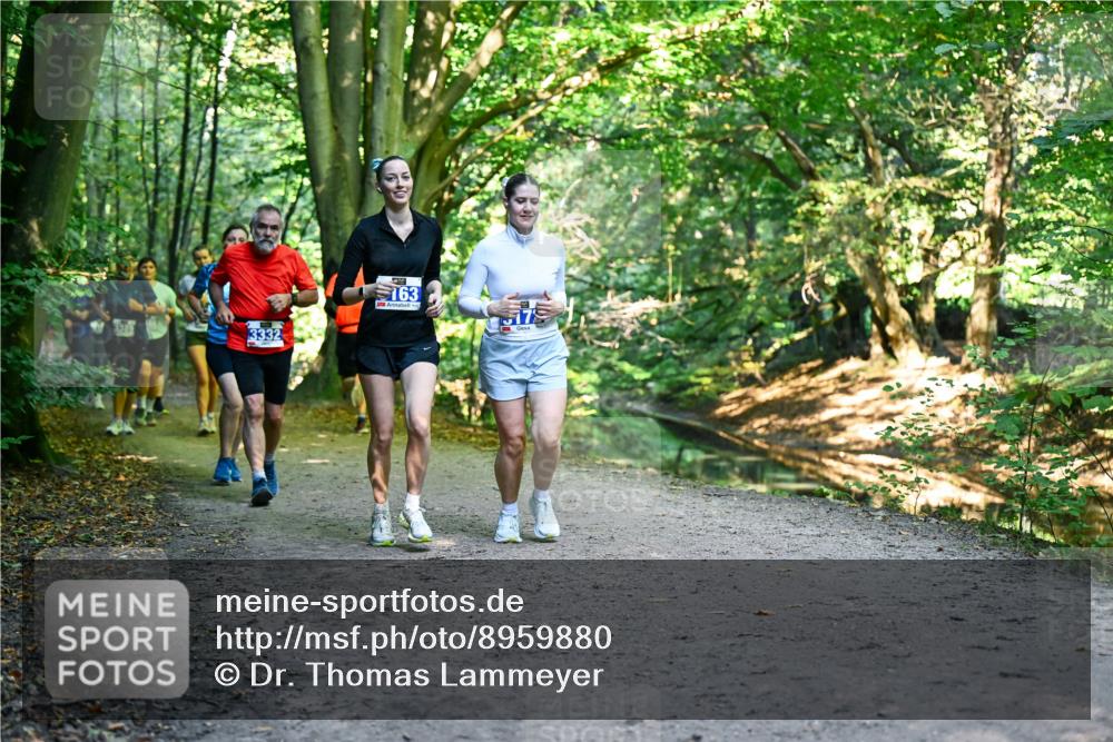 28.09.2025 - 33. Volkslauf durch das schöne Alstertal Dr. Thomas Lammeyer http://msf.ph/oto/8959880 28.09.2025 10:56:53 Laufen 3332, 163 meine-sportfotos.de