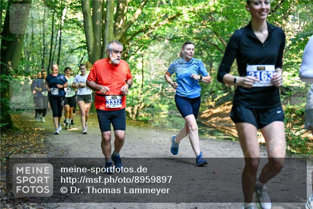 28.09.2025 - 33. Volkslauf durch das schöne Alstertal Dr. Thomas Lammeyer http://msf.ph/oto/8959897 28.09.2025 10:56:55 Laufen 3332, 2163 meine-sportfotos.de