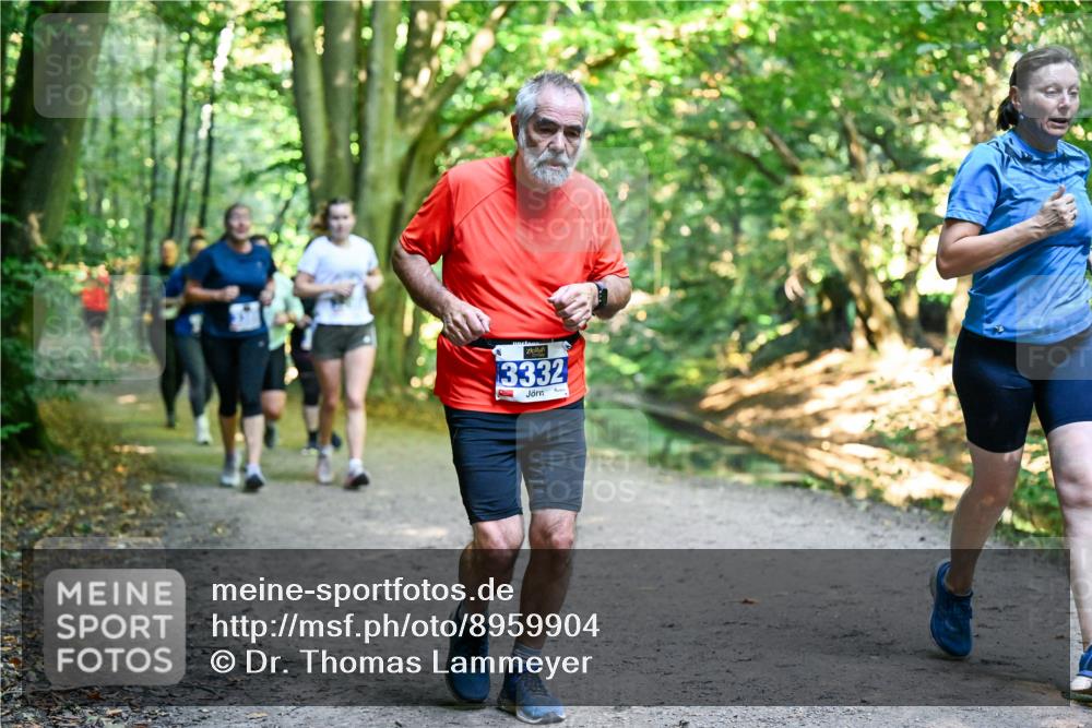28.09.2025 - 33. Volkslauf durch das schöne Alstertal Dr. Thomas Lammeyer http://msf.ph/oto/8959904 28.09.2025 10:56:56 Laufen 3332 meine-sportfotos.de