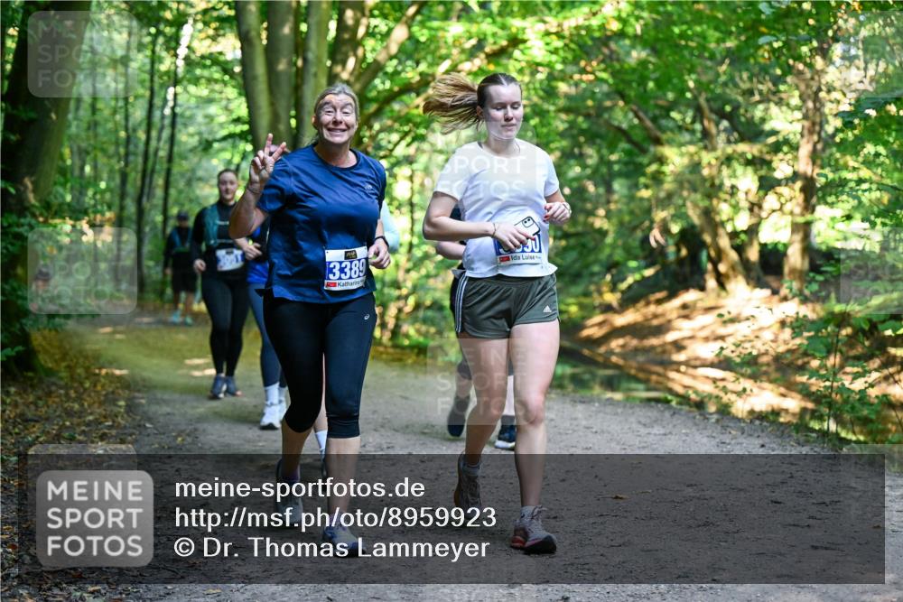 28.09.2025 - 33. Volkslauf durch das schöne Alstertal Dr. Thomas Lammeyer http://msf.ph/oto/8959923 28.09.2025 10:56:59 Laufen 3389 meine-sportfotos.de