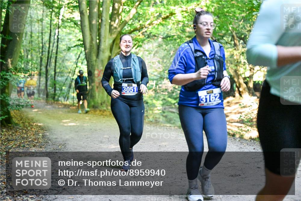 28.09.2025 - 33. Volkslauf durch das schöne Alstertal Dr. Thomas Lammeyer http://msf.ph/oto/8959940 28.09.2025 10:57:02 Laufen 3051, 3162 meine-sportfotos.de