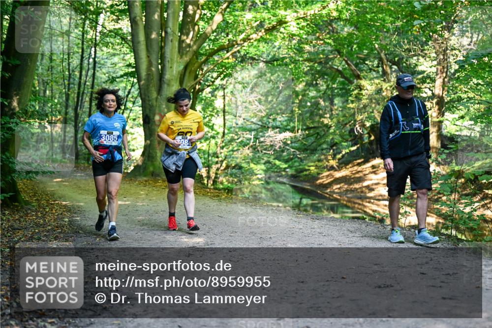 28.09.2025 - 33. Volkslauf durch das schöne Alstertal Dr. Thomas Lammeyer http://msf.ph/oto/8959955 28.09.2025 10:57:10 Laufen 3085, 084 meine-sportfotos.de