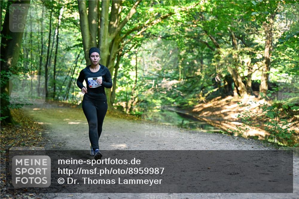 28.09.2025 - 33. Volkslauf durch das schöne Alstertal Dr. Thomas Lammeyer http://msf.ph/oto/8959987 28.09.2025 10:57:32 Laufen 306 meine-sportfotos.de