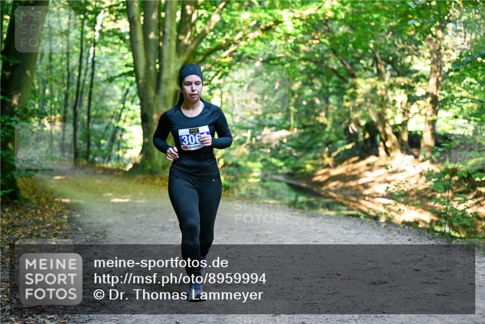 28.09.2025 - 33. Volkslauf durch das schöne Alstertal Dr. Thomas Lammeyer http://msf.ph/oto/8959994 28.09.2025 10:57:33 Laufen 306 meine-sportfotos.de