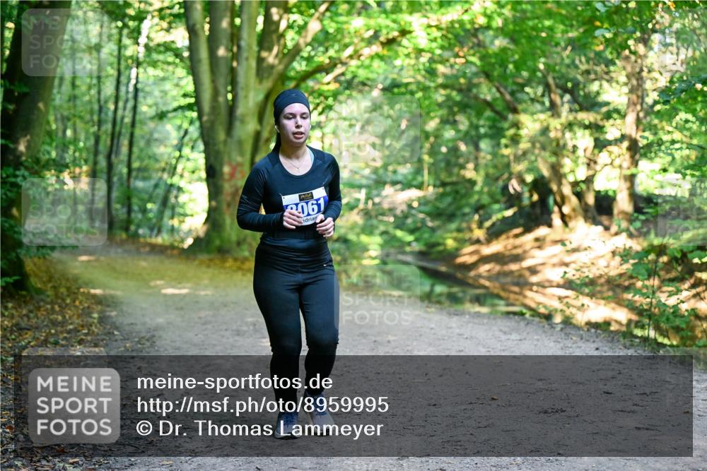 28.09.2025 - 33. Volkslauf durch das schöne Alstertal Dr. Thomas Lammeyer http://msf.ph/oto/8959995 28.09.2025 10:57:33 Laufen 3061 meine-sportfotos.de