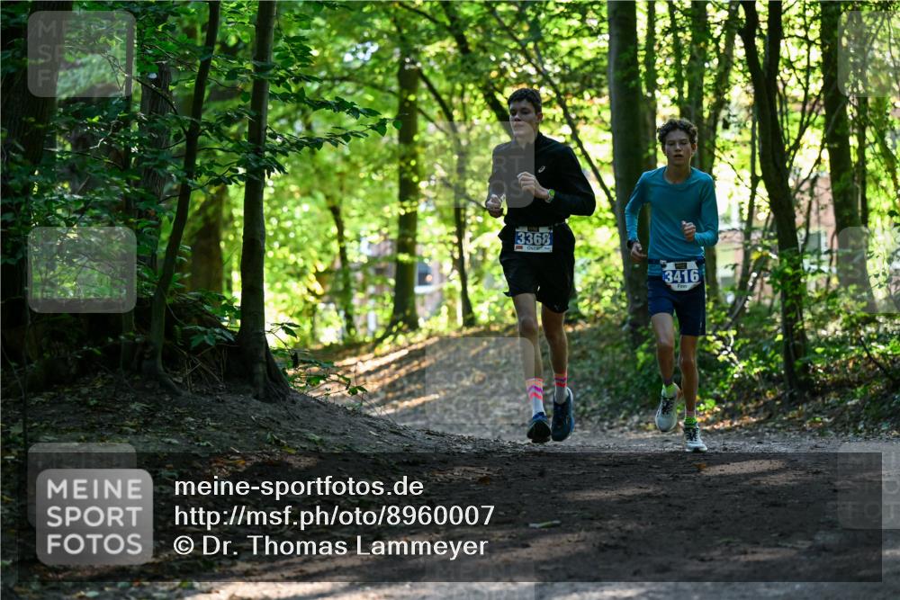 28.09.2025 - 33. Volkslauf durch das schöne Alstertal Dr. Thomas Lammeyer http://msf.ph/oto/8960007 28.09.2025 10:58:35 Laufen 3368, 3416 meine-sportfotos.de