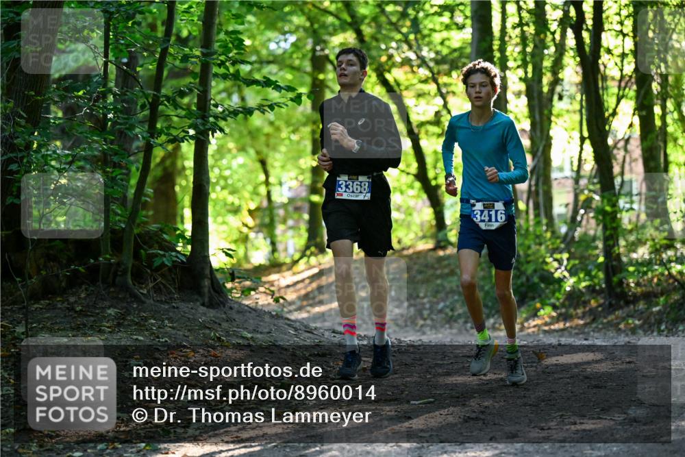 28.09.2025 - 33. Volkslauf durch das schöne Alstertal Dr. Thomas Lammeyer http://msf.ph/oto/8960014 28.09.2025 10:58:36 Laufen 3368, 3416 meine-sportfotos.de