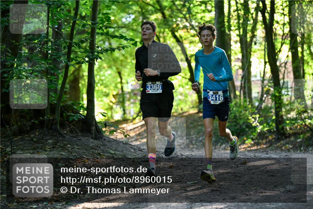 28.09.2025 - 33. Volkslauf durch das schöne Alstertal Dr. Thomas Lammeyer http://msf.ph/oto/8960015 28.09.2025 10:58:36 Laufen 3368, 3416 meine-sportfotos.de