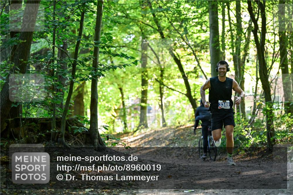 28.09.2025 - 33. Volkslauf durch das schöne Alstertal Dr. Thomas Lammeyer http://msf.ph/oto/8960019 28.09.2025 10:58:47 Laufen 3349 meine-sportfotos.de
