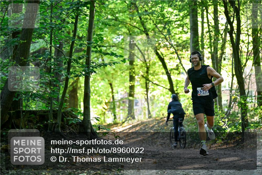 28.09.2025 - 33. Volkslauf durch das schöne Alstertal Dr. Thomas Lammeyer http://msf.ph/oto/8960022 28.09.2025 10:58:47 Laufen 3349 meine-sportfotos.de