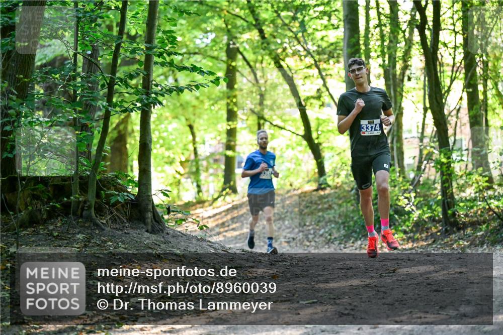 28.09.2025 - 33. Volkslauf durch das schöne Alstertal Dr. Thomas Lammeyer http://msf.ph/oto/8960039 28.09.2025 10:58:57 Laufen 3374 meine-sportfotos.de