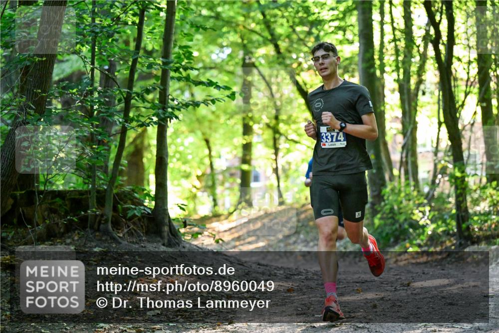 28.09.2025 - 33. Volkslauf durch das schöne Alstertal Dr. Thomas Lammeyer http://msf.ph/oto/8960049 28.09.2025 10:58:58 Laufen 0, 3374 meine-sportfotos.de