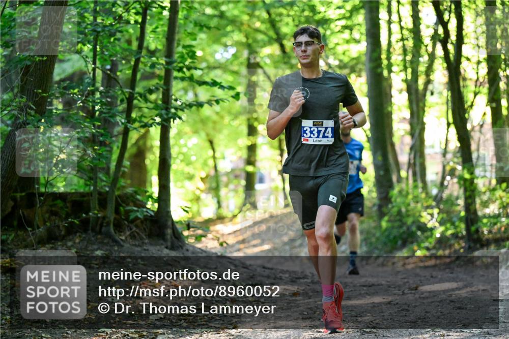 28.09.2025 - 33. Volkslauf durch das schöne Alstertal Dr. Thomas Lammeyer http://msf.ph/oto/8960052 28.09.2025 10:58:58 Laufen 3374 meine-sportfotos.de