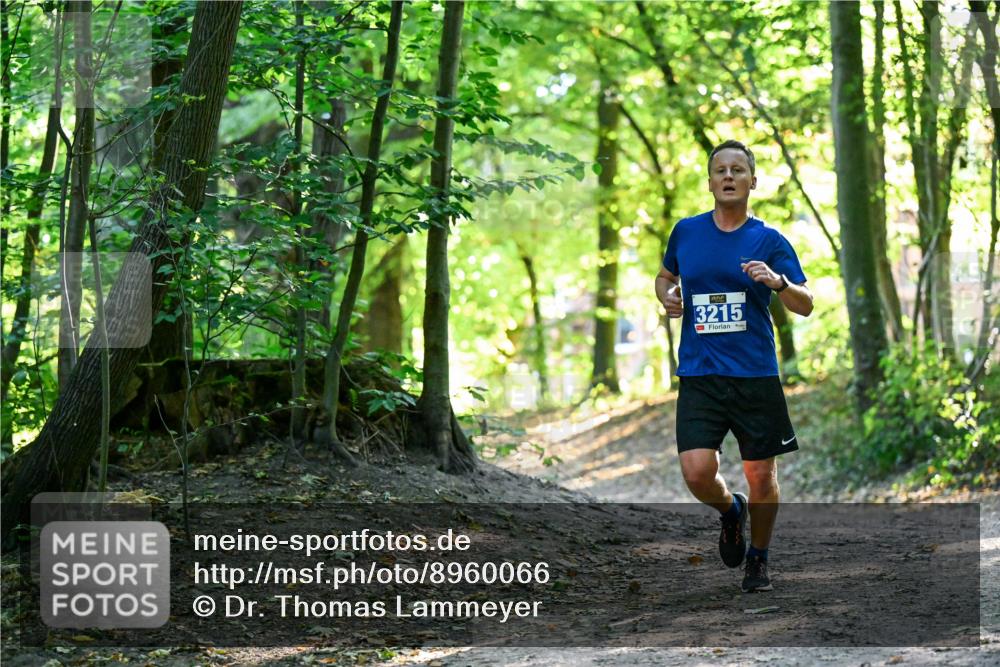 28.09.2025 - 33. Volkslauf durch das schöne Alstertal Dr. Thomas Lammeyer http://msf.ph/oto/8960066 28.09.2025 10:59:06 Laufen 3215 meine-sportfotos.de