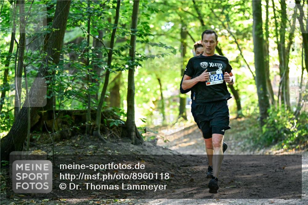 28.09.2025 - 33. Volkslauf durch das schöne Alstertal Dr. Thomas Lammeyer http://msf.ph/oto/8960118 28.09.2025 10:59:29 Laufen 3924 meine-sportfotos.de