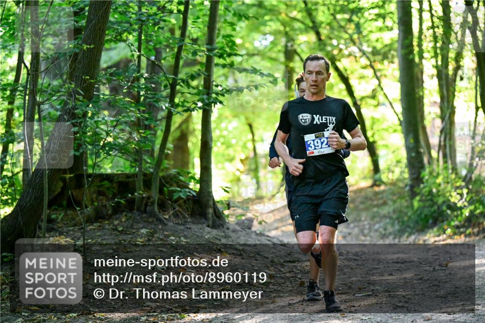 28.09.2025 - 33. Volkslauf durch das schöne Alstertal Dr. Thomas Lammeyer http://msf.ph/oto/8960119 28.09.2025 10:59:29 Laufen 392 meine-sportfotos.de