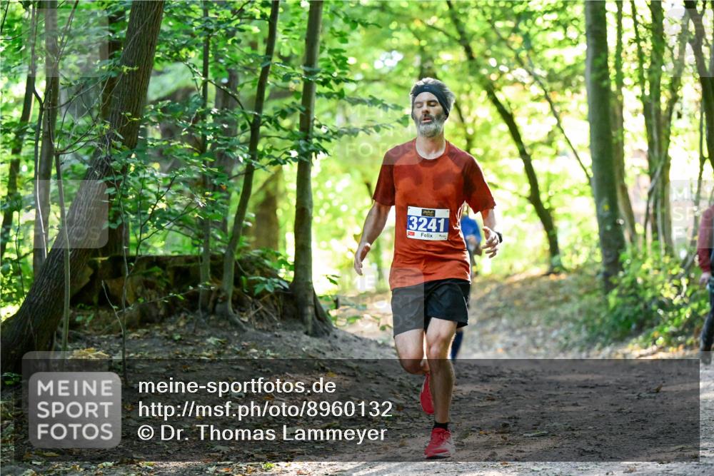 28.09.2025 - 33. Volkslauf durch das schöne Alstertal Dr. Thomas Lammeyer http://msf.ph/oto/8960132 28.09.2025 10:59:46 Laufen 3241 meine-sportfotos.de