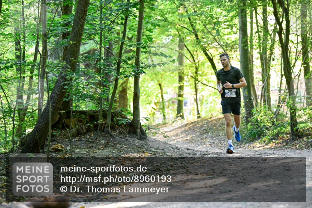 28.09.2025 - 33. Volkslauf durch das schöne Alstertal Dr. Thomas Lammeyer http://msf.ph/oto/8960193 28.09.2025 11:00:23 Laufen 3406 meine-sportfotos.de