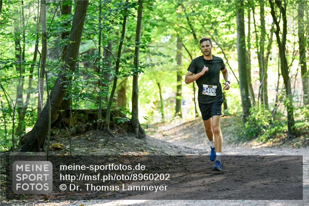 28.09.2025 - 33. Volkslauf durch das schöne Alstertal Dr. Thomas Lammeyer http://msf.ph/oto/8960202 28.09.2025 11:00:24 Laufen 3406 meine-sportfotos.de