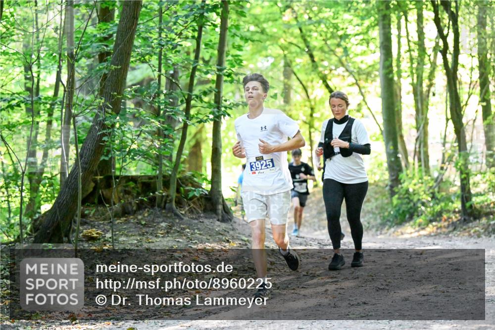 28.09.2025 - 33. Volkslauf durch das schöne Alstertal Dr. Thomas Lammeyer http://msf.ph/oto/8960225 28.09.2025 11:00:49 Laufen 3925 meine-sportfotos.de