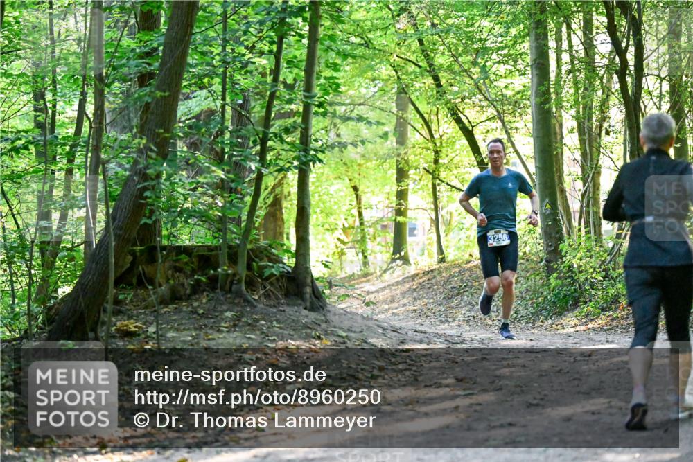 28.09.2025 - 33. Volkslauf durch das schöne Alstertal Dr. Thomas Lammeyer http://msf.ph/oto/8960250 28.09.2025 11:00:57 Laufen 3256 meine-sportfotos.de