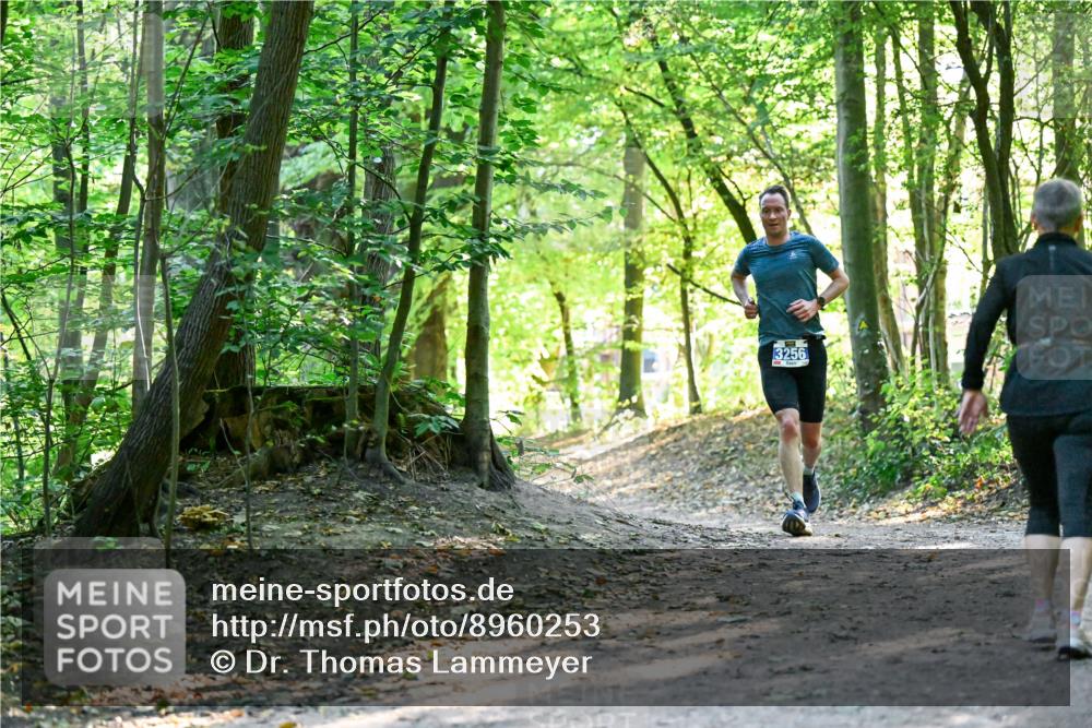 28.09.2025 - 33. Volkslauf durch das schöne Alstertal Dr. Thomas Lammeyer http://msf.ph/oto/8960253 28.09.2025 11:00:58 Laufen 3256 meine-sportfotos.de