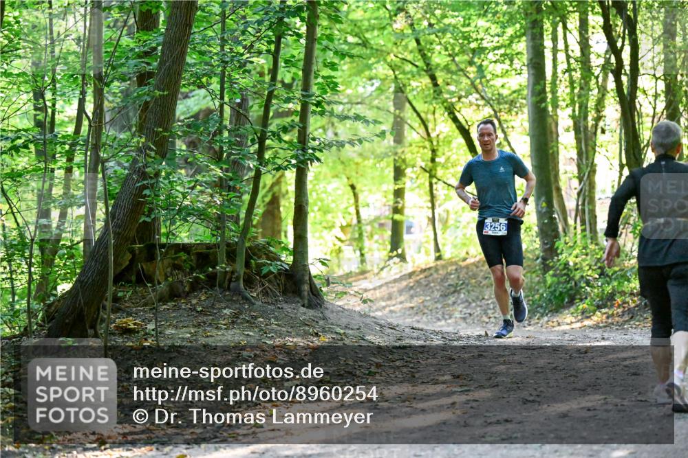 28.09.2025 - 33. Volkslauf durch das schöne Alstertal Dr. Thomas Lammeyer http://msf.ph/oto/8960254 28.09.2025 11:00:58 Laufen 3256 meine-sportfotos.de