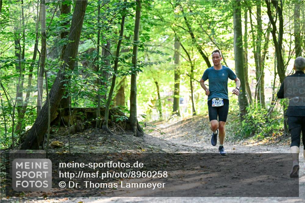28.09.2025 - 33. Volkslauf durch das schöne Alstertal Dr. Thomas Lammeyer http://msf.ph/oto/8960258 28.09.2025 11:00:58 Laufen 3256 meine-sportfotos.de