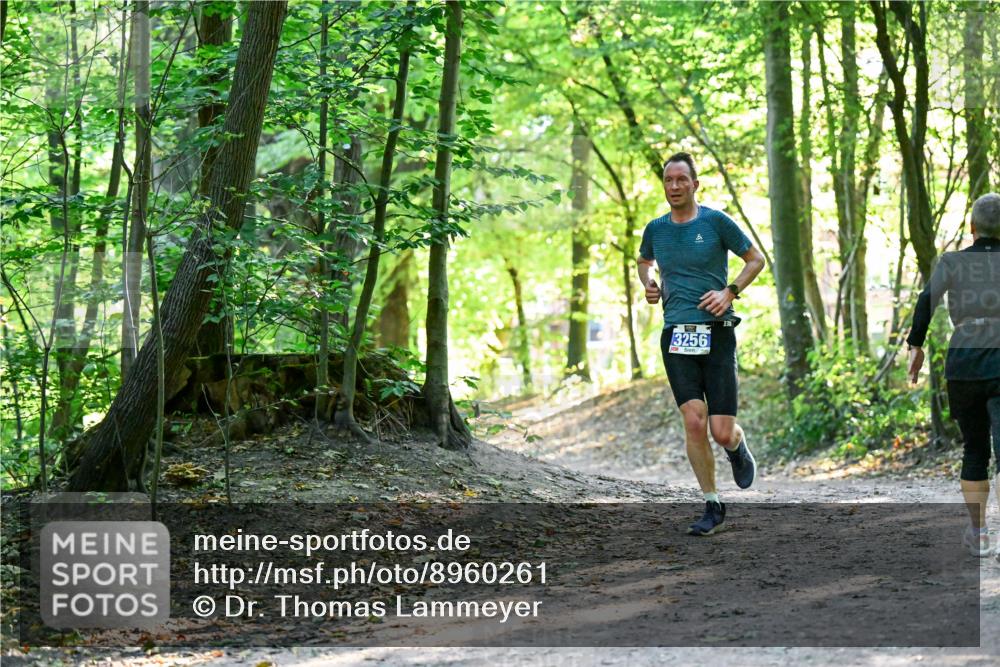 28.09.2025 - 33. Volkslauf durch das schöne Alstertal Dr. Thomas Lammeyer http://msf.ph/oto/8960261 28.09.2025 11:00:58 Laufen 3256 meine-sportfotos.de