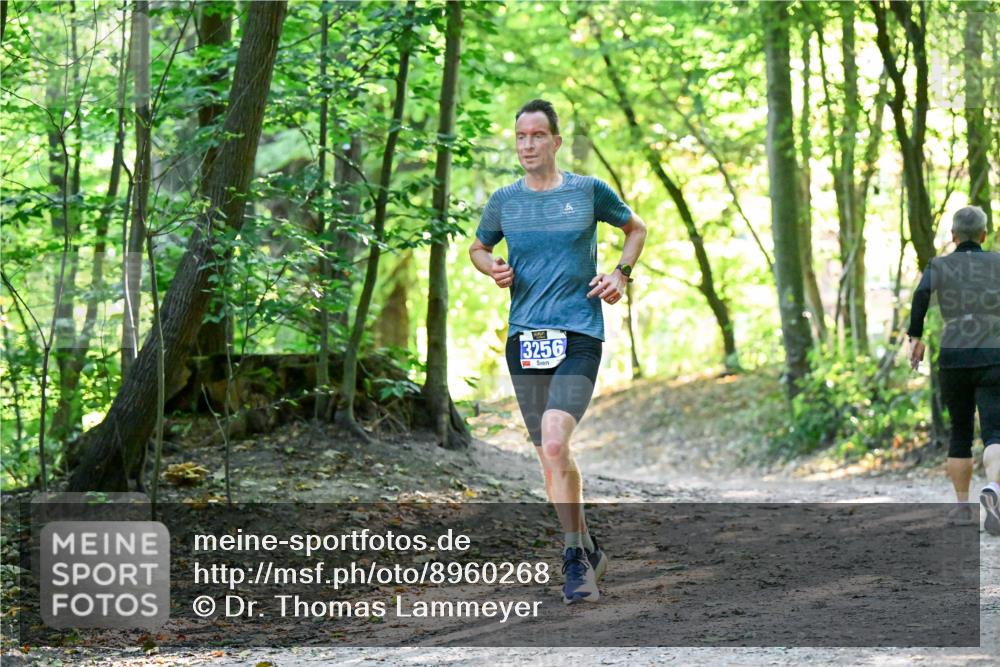 28.09.2025 - 33. Volkslauf durch das schöne Alstertal Dr. Thomas Lammeyer http://msf.ph/oto/8960268 28.09.2025 11:00:59 Laufen 3256 meine-sportfotos.de