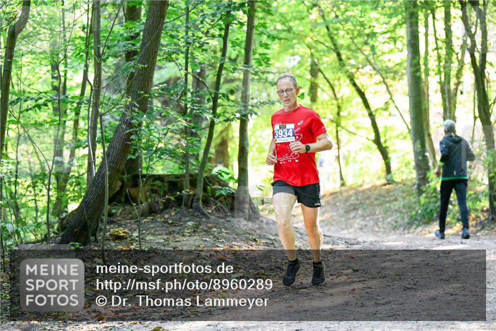 28.09.2025 - 33. Volkslauf durch das schöne Alstertal Dr. Thomas Lammeyer http://msf.ph/oto/8960289 28.09.2025 11:01:15 Laufen 3934, 122 meine-sportfotos.de