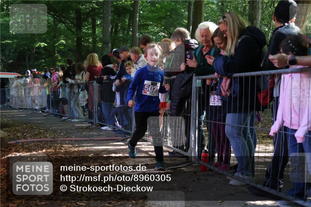28.09.2025 - 33. Volkslauf durch das schöne Alstertal Strokosch-Dieckow http://msf.ph/oto/8960305 28.09.2025 10:48:28 Ziel 5023 meine-sportfotos.de