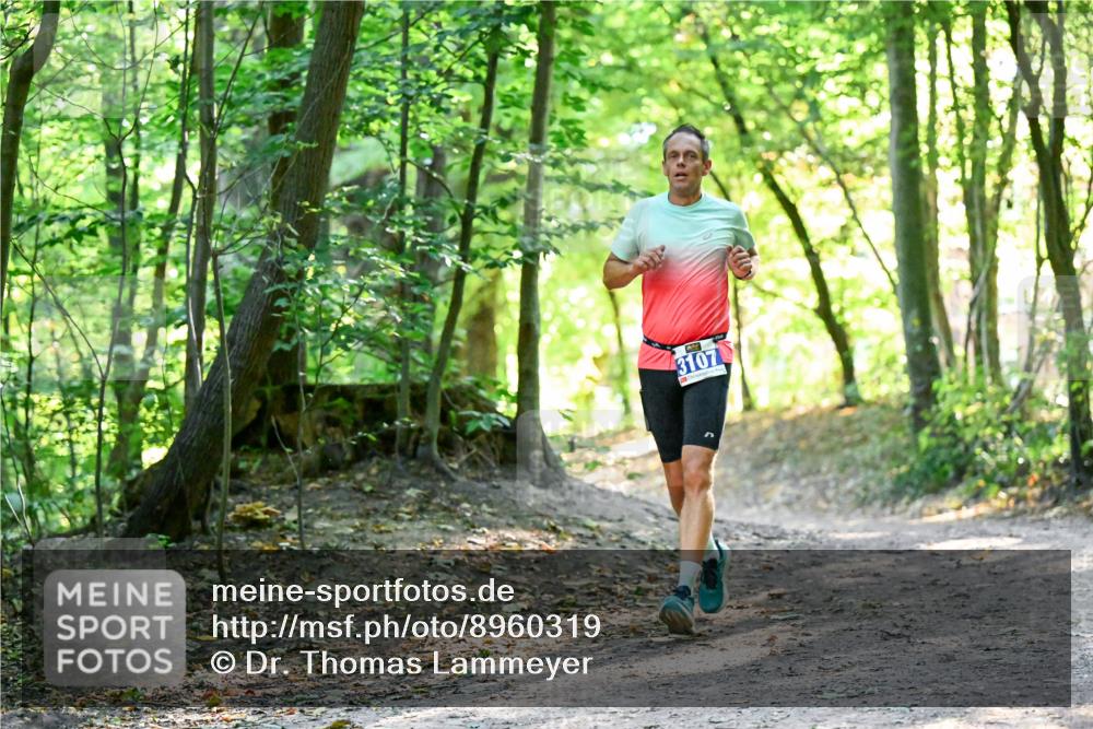28.09.2025 - 33. Volkslauf durch das schöne Alstertal Dr. Thomas Lammeyer http://msf.ph/oto/8960319 28.09.2025 11:02:02 Laufen 3107 meine-sportfotos.de