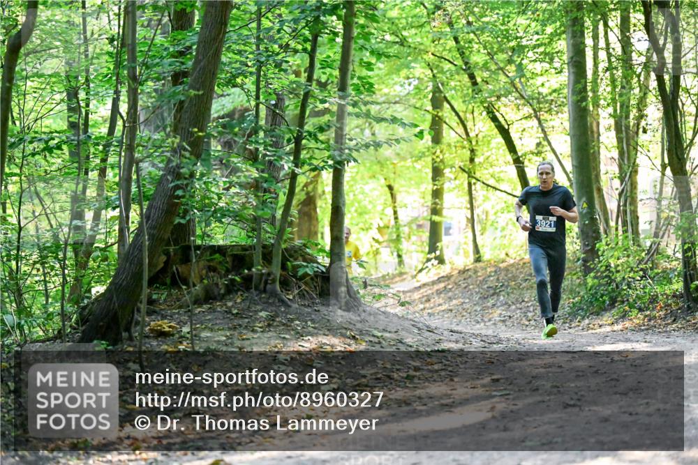 28.09.2025 - 33. Volkslauf durch das schöne Alstertal Dr. Thomas Lammeyer http://msf.ph/oto/8960327 28.09.2025 11:02:12 Laufen 3921 meine-sportfotos.de