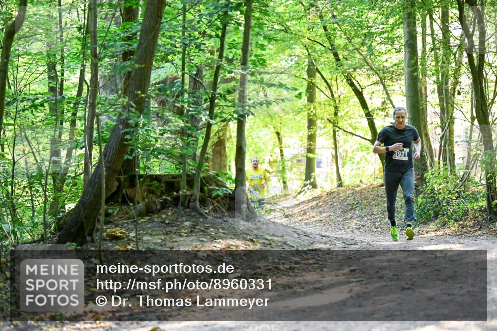 28.09.2025 - 33. Volkslauf durch das schöne Alstertal Dr. Thomas Lammeyer http://msf.ph/oto/8960331 28.09.2025 11:02:13 Laufen 3938, 3921 meine-sportfotos.de