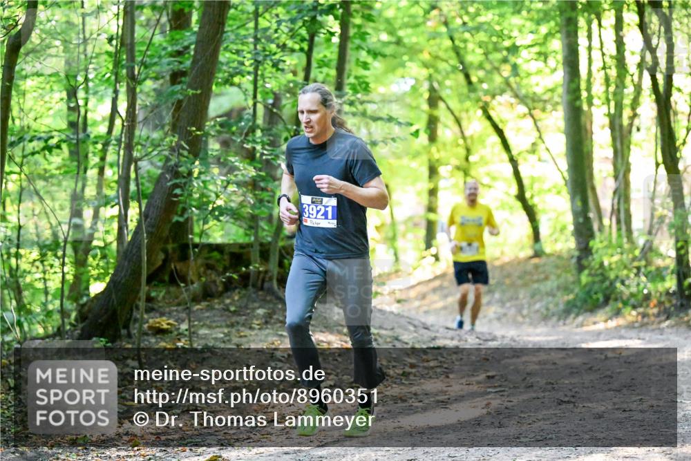 28.09.2025 - 33. Volkslauf durch das schöne Alstertal Dr. Thomas Lammeyer http://msf.ph/oto/8960351 28.09.2025 11:02:15 Laufen 3921 meine-sportfotos.de