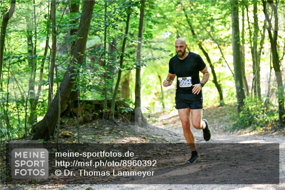 28.09.2025 - 33. Volkslauf durch das schöne Alstertal Dr. Thomas Lammeyer http://msf.ph/oto/8960392 28.09.2025 11:02:22 Laufen 3094 meine-sportfotos.de
