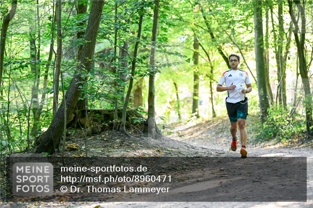 28.09.2025 - 33. Volkslauf durch das schöne Alstertal Dr. Thomas Lammeyer http://msf.ph/oto/8960471 28.09.2025 11:02:51 Laufen  meine-sportfotos.de