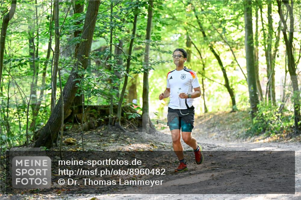 28.09.2025 - 33. Volkslauf durch das schöne Alstertal Dr. Thomas Lammeyer http://msf.ph/oto/8960482 28.09.2025 11:02:52 Laufen  meine-sportfotos.de
