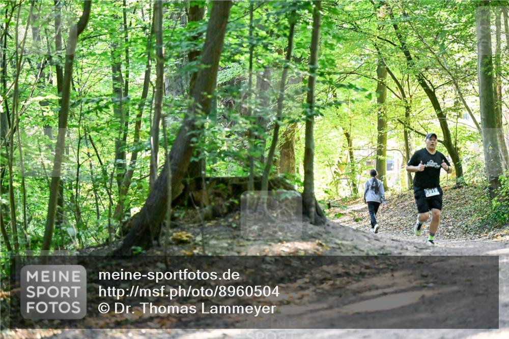 28.09.2025 - 33. Volkslauf durch das schöne Alstertal Dr. Thomas Lammeyer http://msf.ph/oto/8960504 28.09.2025 11:03:02 Laufen  meine-sportfotos.de