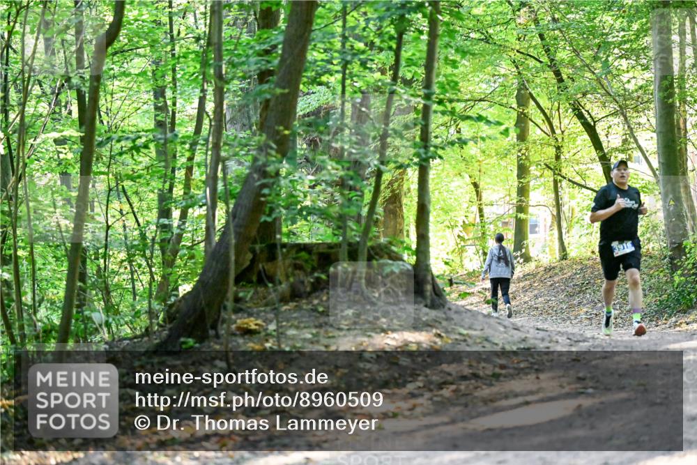28.09.2025 - 33. Volkslauf durch das schöne Alstertal Dr. Thomas Lammeyer http://msf.ph/oto/8960509 28.09.2025 11:03:03 Laufen  meine-sportfotos.de