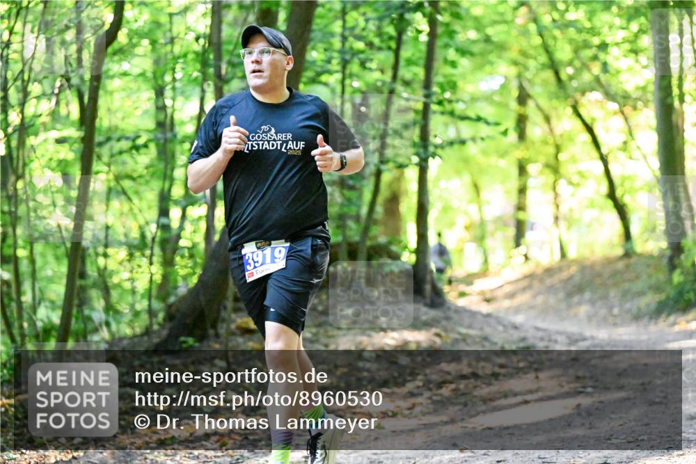 28.09.2025 - 33. Volkslauf durch das schöne Alstertal Dr. Thomas Lammeyer http://msf.ph/oto/8960530 28.09.2025 11:03:06 Laufen 2025, 3919 meine-sportfotos.de