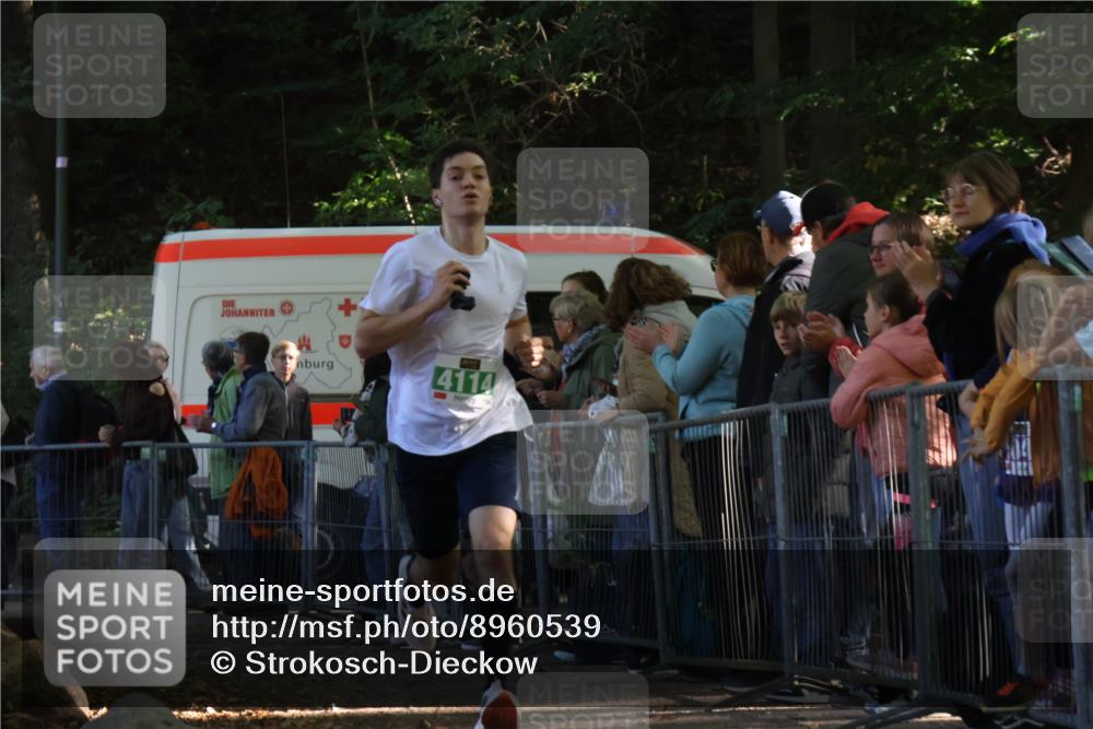 28.09.2025 - 33. Volkslauf durch das schöne Alstertal Strokosch-Dieckow http://msf.ph/oto/8960539 28.09.2025 10:49:54 Ziel 4114 meine-sportfotos.de
