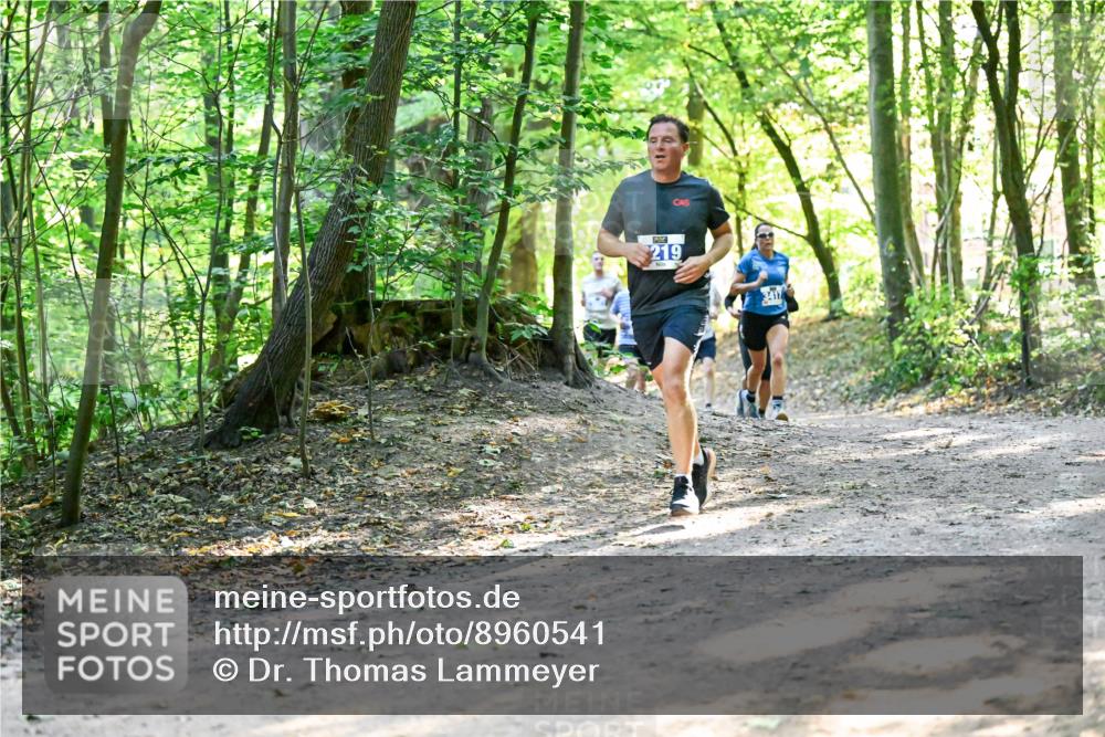 28.09.2025 - 33. Volkslauf durch das schöne Alstertal Dr. Thomas Lammeyer http://msf.ph/oto/8960541 28.09.2025 11:03:21 Laufen 219, 3417 meine-sportfotos.de